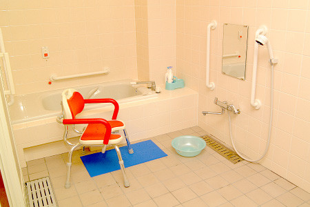 住宅型有料老人ホームこもれび　浴室